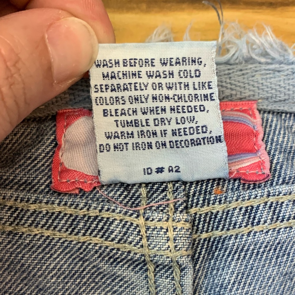 Girls R Wear  Distressed Capri Floral Design - Picture 4 of 5